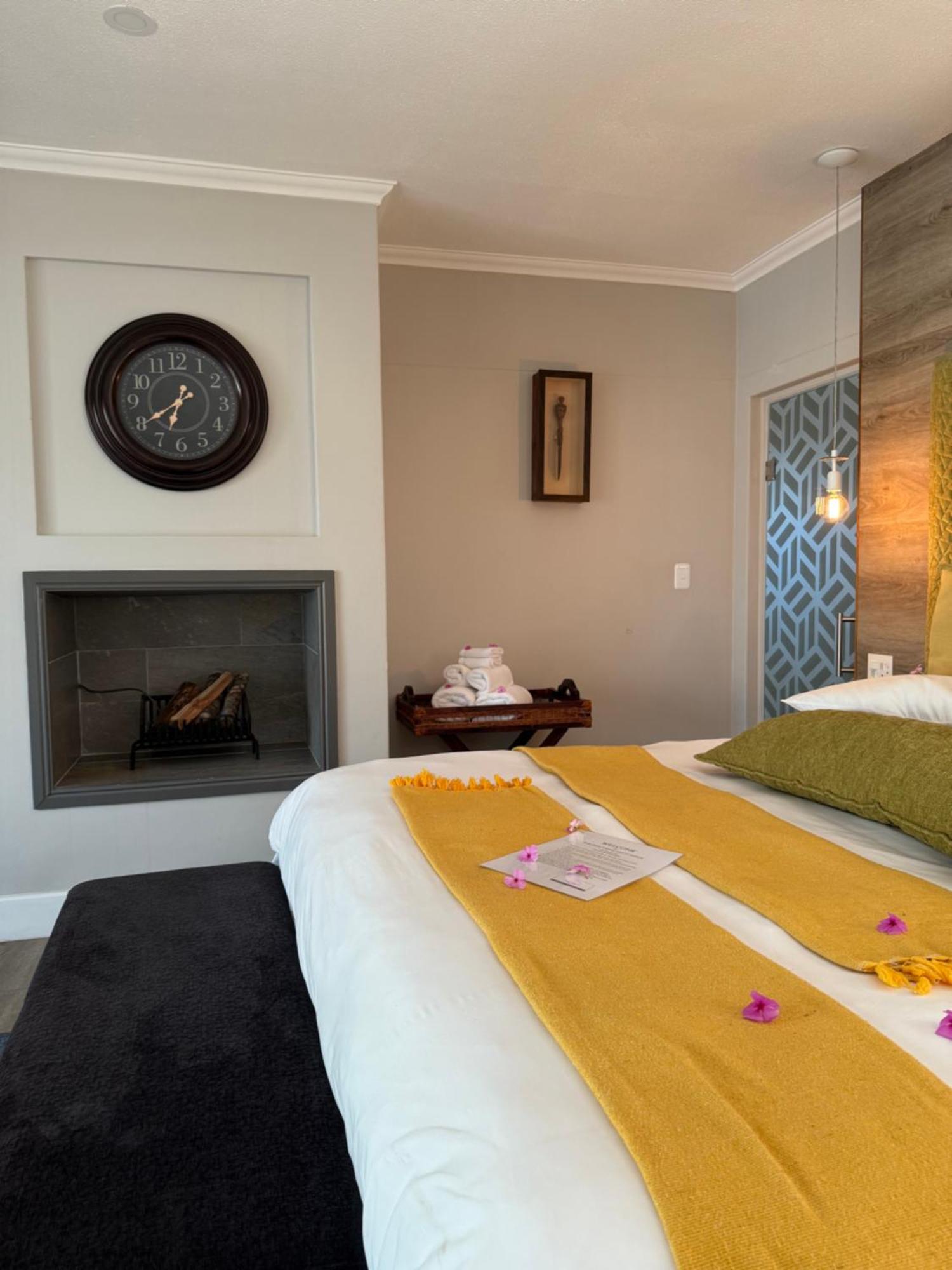 Dolphin Dunes Guesthouse Wilderness Ngoại thất bức ảnh