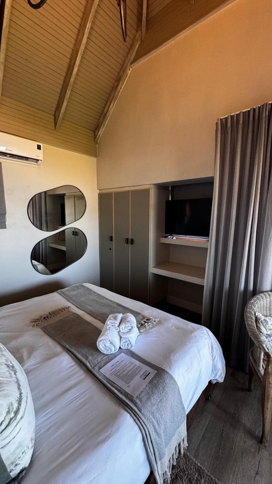 Dolphin Dunes Guesthouse Wilderness Ngoại thất bức ảnh