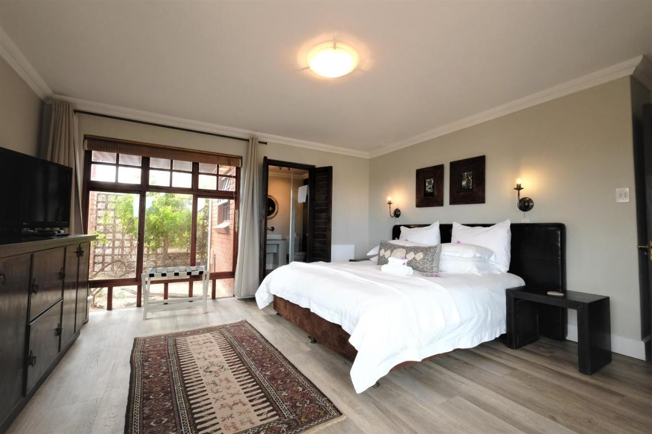 Dolphin Dunes Guesthouse Wilderness Ngoại thất bức ảnh